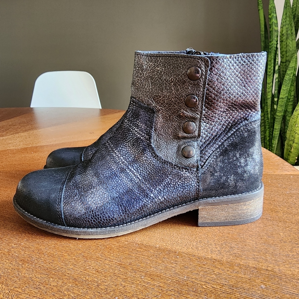 Unity In Diversity Leandra Textured Booties - image 3